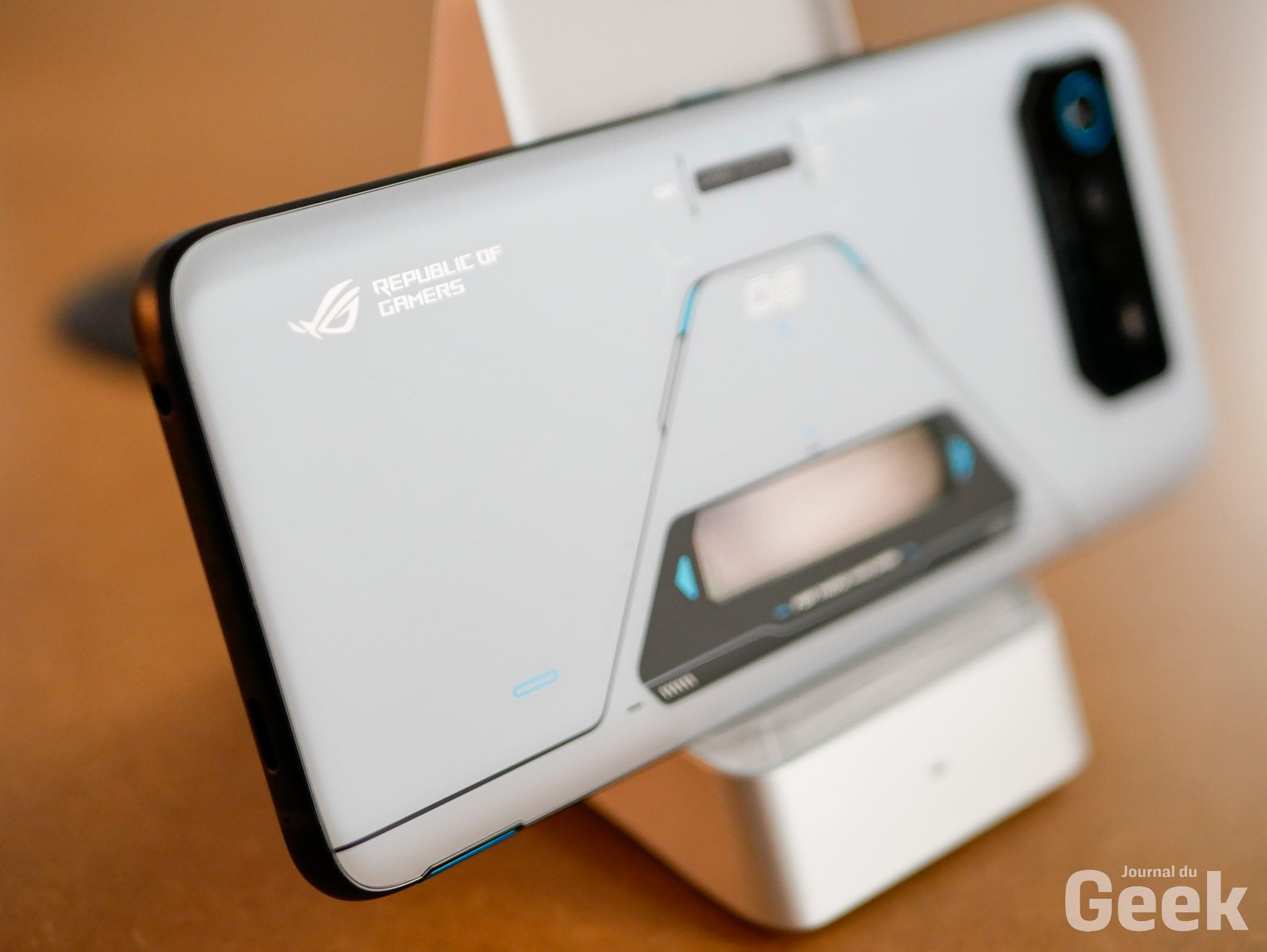 Asus ROG Phone 6 Pro