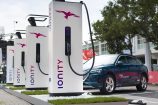 Voiture électrique et recharge rapide : où en est-on et à prix ?