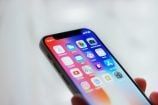 Mythe ou réalité : faut-il arrêter de mettre à jour son iPhone ?