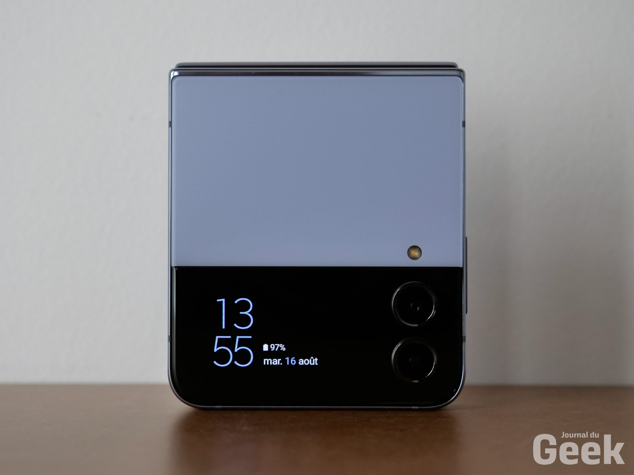 Samsung Galaxy Z Flip4