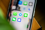 Attention à ces SMS frauduleux de colis qui envahissent les smartphones en France