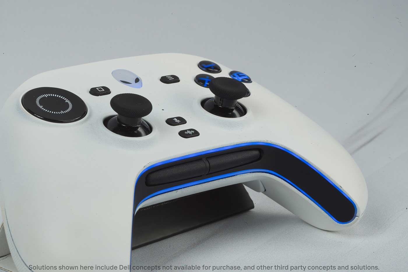 Dell Concept Nyx manette