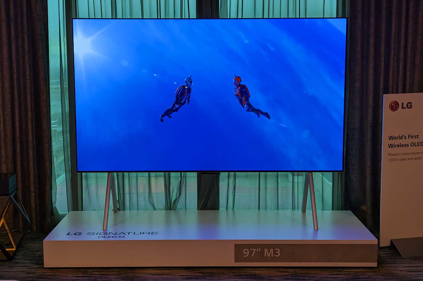 LG Signature OLED M3 97