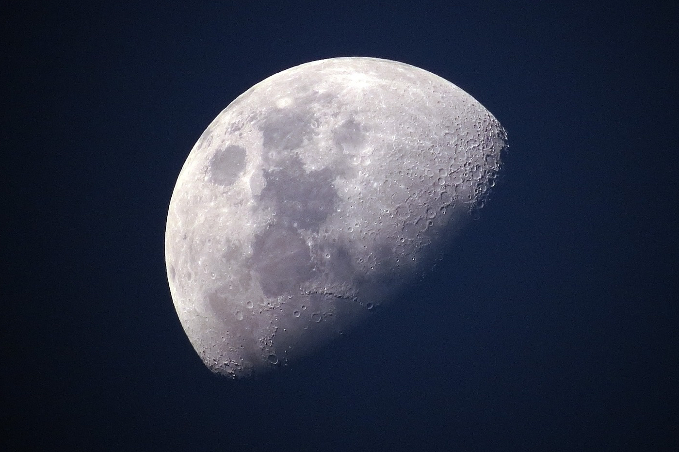 NASA obawia się, że Chiny przejmą Księżyc