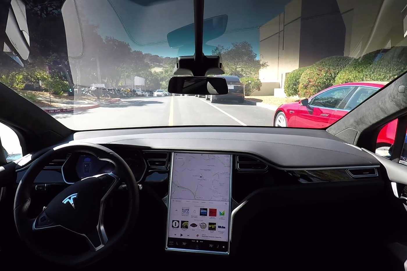 Tesla vidéo promo Autopilot 2016