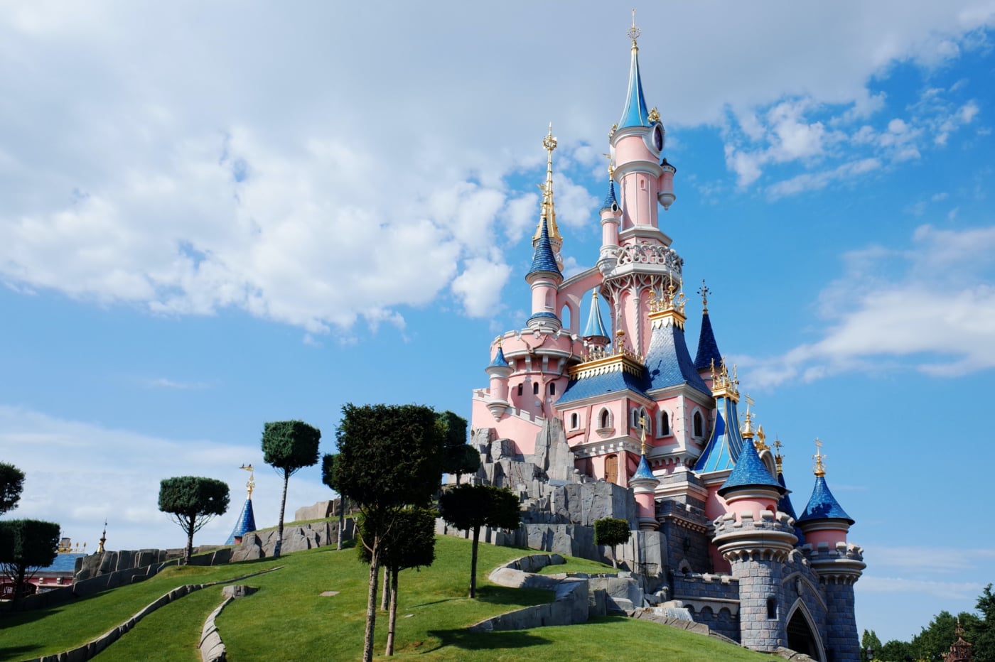 Beware Of This New Disneyland Paris Ticket Scam GAMINGDEPUTY