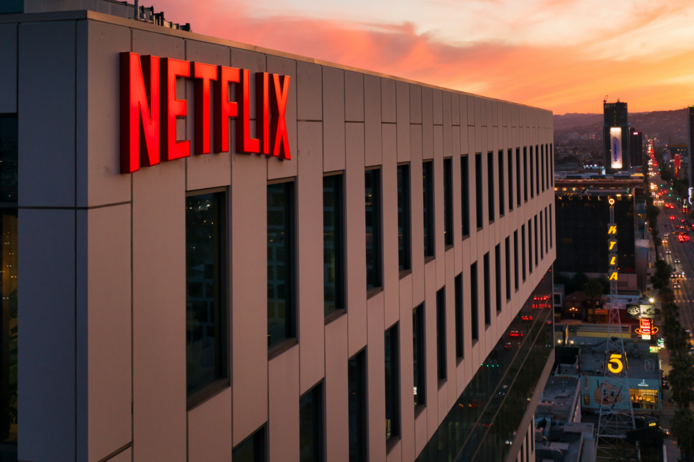 Netflix quiere ahorrar 300 millones de dólares