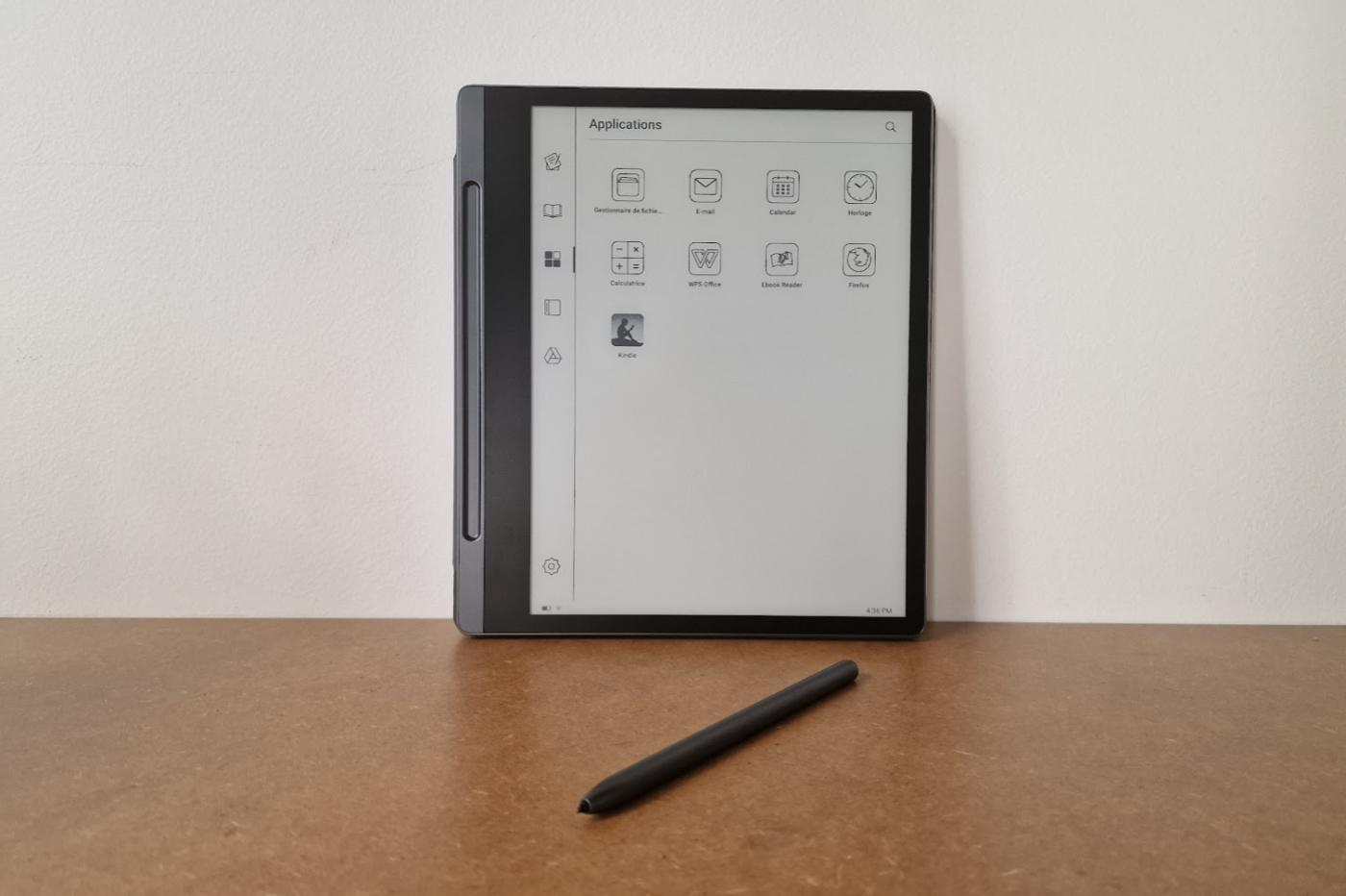 Lenovo Smart Paper, Un écran E-Ink de 26,16 cm (10,3) pour prendre des  notes, faire des croquis et lire