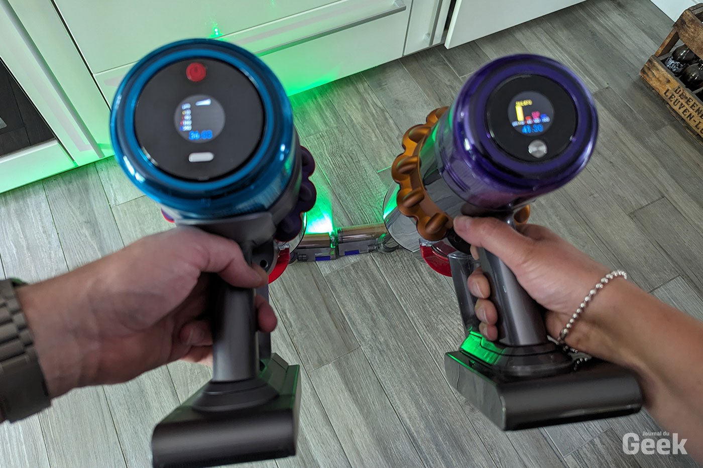 Test aspirateur balai Dyson Gen5 Detect, le vaisseau amiral sans concession